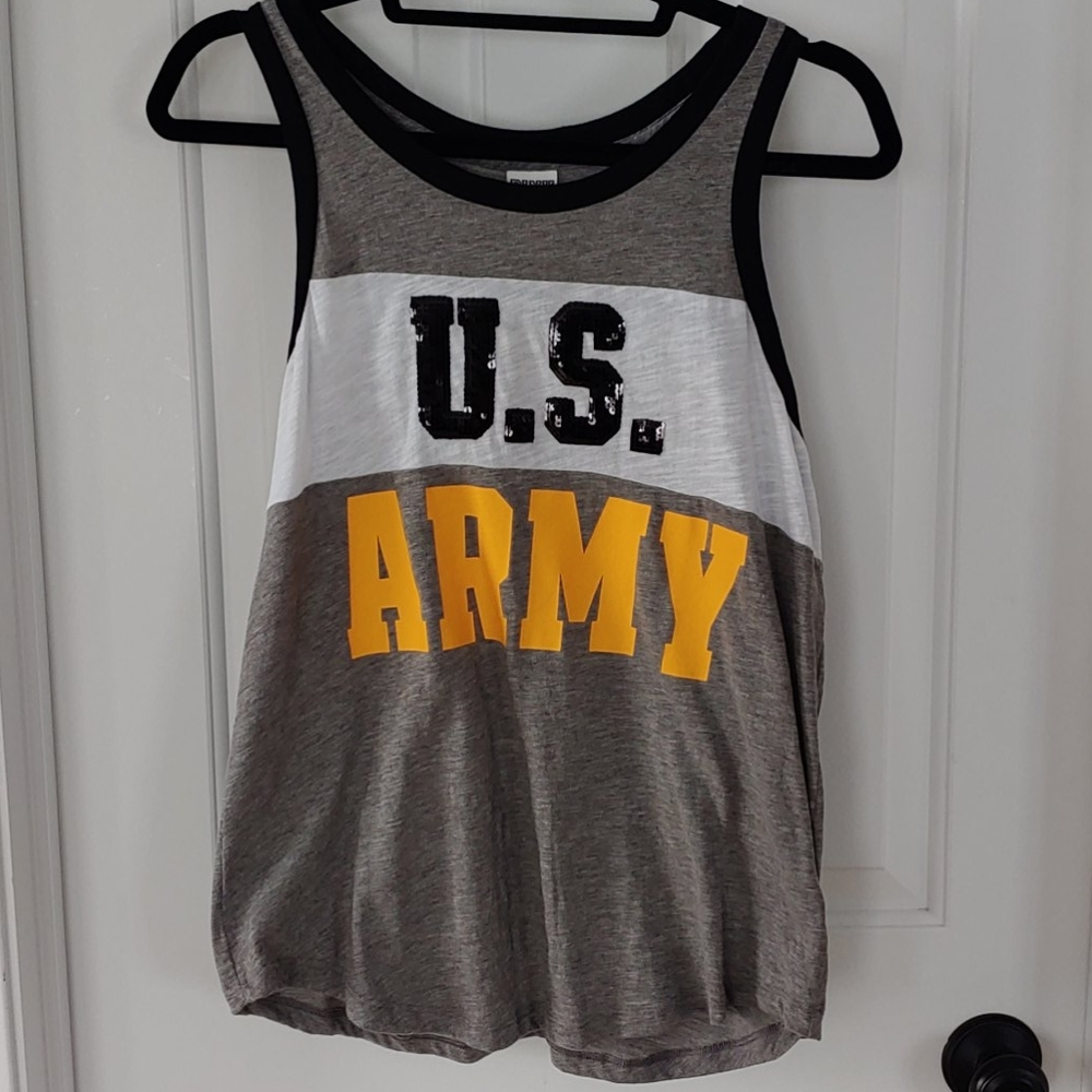 VS Pink US Army tank